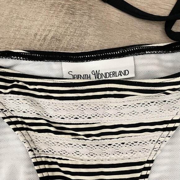Seventh Wonderland Striped Lace Side Tie Black & White Bikini Bottoms Size 2 - Picture 3 of 7